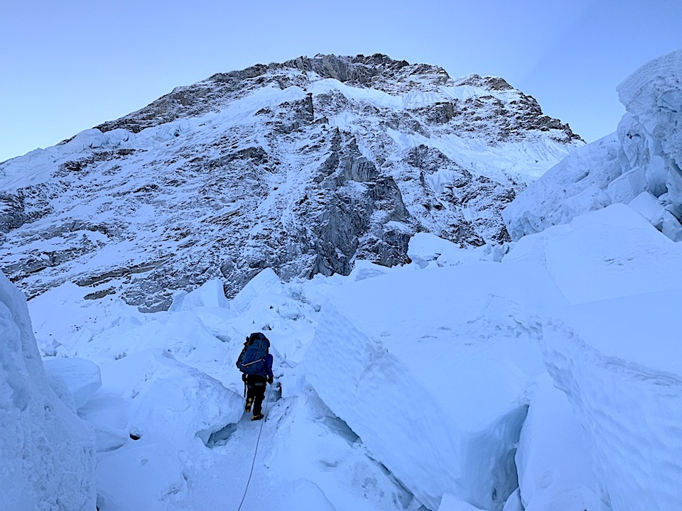 Traffic Jam on Everest Climbing